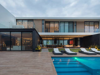 Casa ER, GLR Arquitectos GLR Arquitectos منزل عائلي صغير