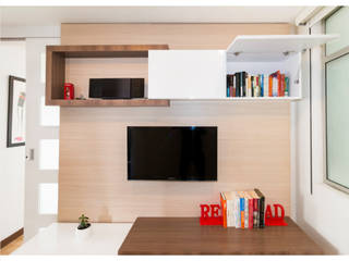 MUEBLE TV + PANEL + PUERTA CORREDIZA (BOGOTA), noc-noc noc-noc Modern study/office Chipboard Wood effect