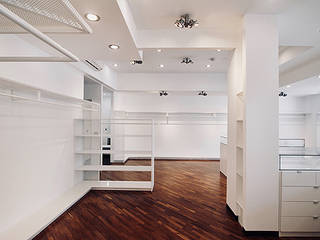 Lara - Boutique, nicola castellano | designer nicola castellano | designer Commercial spaces Kim loại