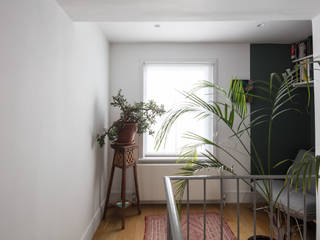 A Functional Townhouse Near Westbourne Park, London, Easton Design Office Ltd Easton Design Office Ltd 모던스타일 서재 / 사무실