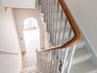 Three Storey Maisonette - Chelsea, Prestige Architects By Marco Braghiroli Prestige Architects By Marco Braghiroli บันได