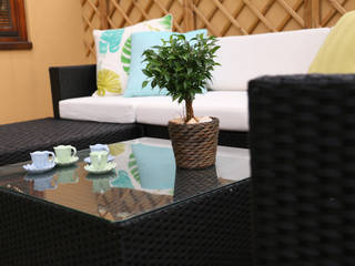 Palm trees backyard, Perfect Home Interiors Perfect Home Interiors Akdeniz Balkon, Veranda & Teras