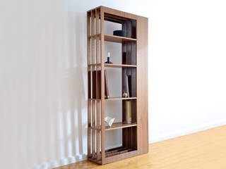 homify Modern living room لکڑی Wood effect Shelves