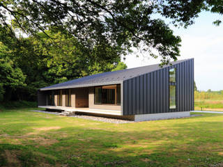 homify Country house Iron/Steel