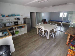 Container Housing for Ubuntu Football Club, Container Rental and Sales (Pty) Ltd Container Rental and Sales (Pty) Ltd Kitchen