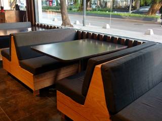 Restaurante de Sushi, Designo Arquitectos Designo Arquitectos Minimalist dining room Wood Wood effect