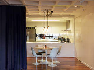 Apartamento R&M, 285au 285au Modern style kitchen