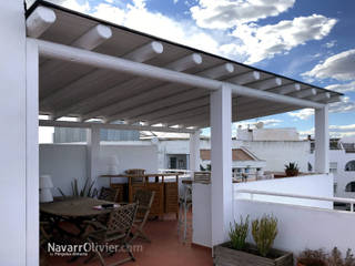 Pérgola blanca vintage para ático, NavarrOlivier NavarrOlivier Techos inclinados Madera Acabado en madera