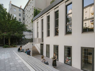 Evangelical Free Church Congregation Kreuzberg , JAN RÖSLER ARCHITEKTEN JAN RÖSLER ARCHITEKTEN Treppe