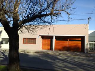 Casa Urbana, Marcelo Manzán Arquitecto Marcelo Manzán Arquitecto Eengezinswoning