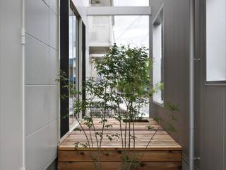 karasaki house, ALTS DESIGN OFFICE ALTS DESIGN OFFICE Rustic style garden