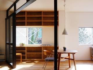 小立野の家, 有限会社建築計画 有限会社建築計画 Modern living room