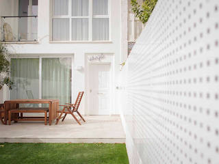 Proyecto de reforma en una casa en Boadilla del monte por Cisoyer, CISOYER CISOYER Front yard