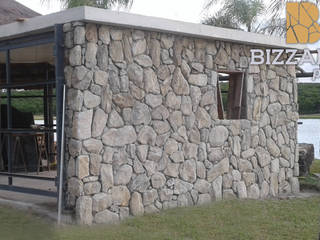 Revestimento em pedra moledo em sítios, hotéis, pousadas e residências, Bizzarri Pedras Bizzarri Pedras Rustikale Wände & Böden