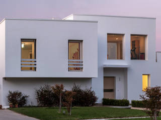 Mediterranean Villa, Sammarro Architecture Studio Sammarro Architecture Studio Villas