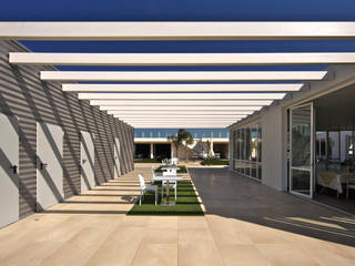 Movida Beach, seaside structure, Sammarro Architecture Studio Sammarro Architecture Studio Commercial spaces