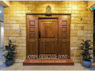 Bungalow Interior Design of Mr. Rahul Jadhav, KAMS DESIGNER ZONE KAMS DESIGNER ZONE Puertas estilo rural