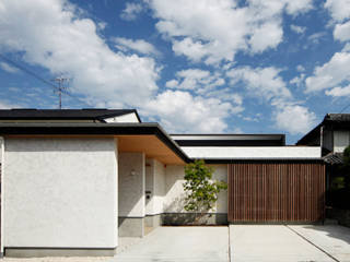 季節を感じることの出来る美しい家, kisetsu kisetsu Rumah Modern Kayu Wood effect