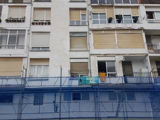 Reparación del hormigón deteriorado en la fachada de un edificio en Santander, MAU CONSTRUCCIONES Y REFORMAS EN CANTABRIA MAU CONSTRUCCIONES Y REFORMAS EN CANTABRIA