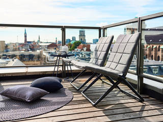 Traveller Folding Lounge Chair, IQ Furniture IQ Furniture Modern garden Textile Amber/Gold