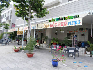 Bảng báo giá mái hiên di động Hoà Phát, ctyhoaphatphat ctyhoaphatphat Minimalist balcony, veranda & terrace Blue