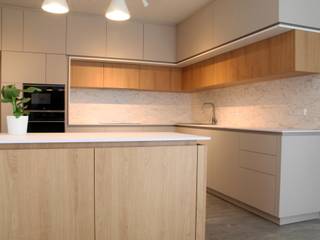 COZINHA I, Atelier OSO Atelier OSO Dapur Modern Kayu Buatan Transparent