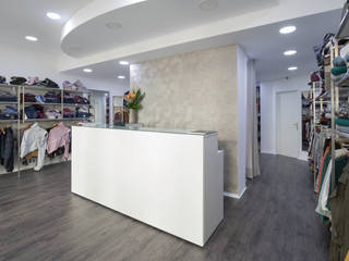 Loja de Roupa | Infantado - Loures, YS PROJECT DESIGN YS PROJECT DESIGN Ruang Komersial MDF