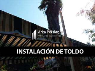 Instalación de toldo, Arka Persianas Arka Persianas 모던스타일 발코니, 베란다 & 테라스