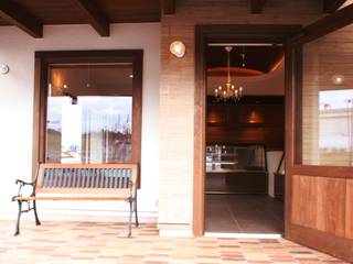 洋菓子店, 帆の風設計 帆の風設計 モダンスタイルの 玄関&廊下&階段