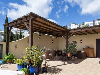 Home & Haus | Home Staging & Fotografía Mediterranean style balcony, veranda & terrace