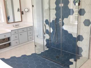 West Sussex Bathroom, Elizabeth Bee Interior Design Elizabeth Bee Interior Design Eclectic style bathroom