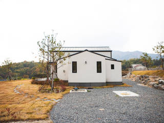 제천전원주택, 8sky design 8sky design Casas de campo Madeira Acabamento em madeira