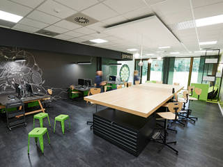 Gamelab Klassenraum, MOYSIG RETAIL DESIGN GMBH MOYSIG RETAIL DESIGN GMBH Commercial spaces