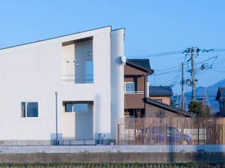 余白の多い箱, 塚野建築設計事務所 塚野建築設計事務所 Wooden houses Metal