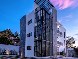 Edificio Jacala, TAP Taller de Arquitectura y Paisajismo TAP Taller de Arquitectura y Paisajismo บ้านระเบียง