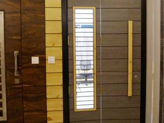 Raheja Vista Pune, decorMyPlace decorMyPlace Modern balcony, veranda & terrace Engineered Wood Transparent