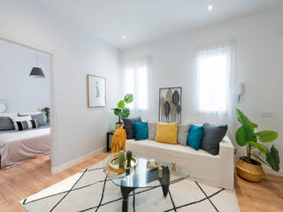 DECORACION CALLE MENENDEZ VALDÈS MADRID, FACTORY HOME STAGING FACTORY HOME STAGING Livings modernos: Ideas, imágenes y decoración