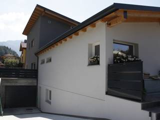 Casa in legno - provincia di Bergamo, BENDOTTI ZAMBONI Tecnici Associati BENDOTTI ZAMBONI Tecnici Associati Modern Houses