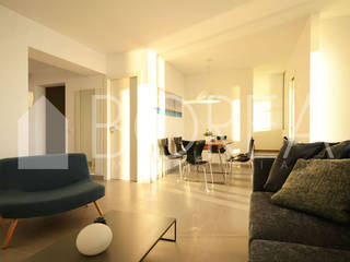 VENDITA: casa vista mare (Trieste, Strada del Friuli), Borea immobiliare Borea immobiliare Modern living room