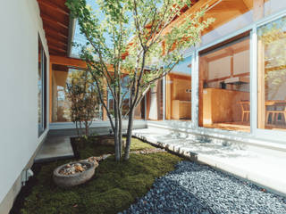 倉のある家, 稲山貴則 建築設計事務所 稲山貴則 建築設計事務所 Zen garden Wood Wood effect