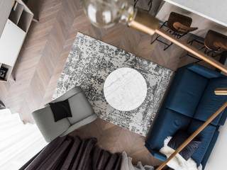 Neue Homestory aus Vilnius: kleine Wochenendwohnung mit starkem Charakter, Baltic Design Shop Baltic Design Shop Scandinavian style living room Wood White