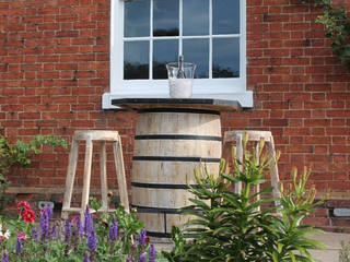 Up-cycled Barrel Bars, Garden Furniture Centre Garden Furniture Centre Eklektyczny ogród