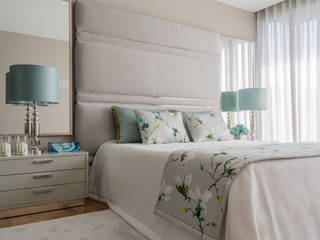 Moradia Braga , NOZ-MOSCADA INTERIORES NOZ-MOSCADA INTERIORES Modern Bedroom