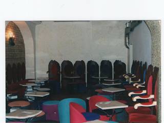 Bar os ARCOS-Faro 1994, Atelier Ana Leonor Rocha Atelier Ana Leonor Rocha Commercial spaces