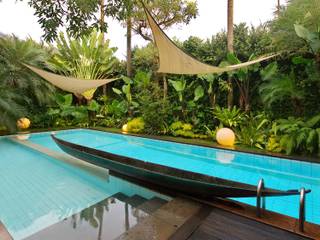 Residence - Bobos , Bobos Design Bobos Design Piscinas de estilo tropical