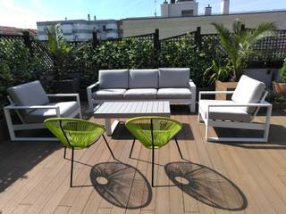 Rehabilitación de terraza en una casa de Madrid, La Patioteca La Patioteca Modern style balcony, porch & terrace Wood Wood effect