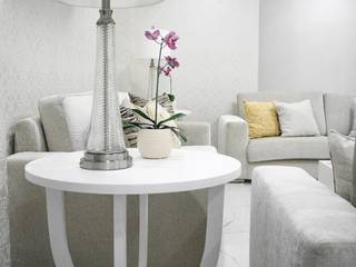 SALA , Monica Saravia Monica Saravia 现代客厅設計點子、靈感 & 圖片 White