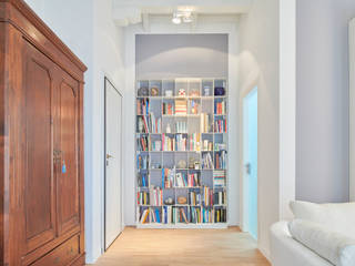 Appartamento CN, Studio Ecoarch Studio Ecoarch Modern corridor, hallway & stairs