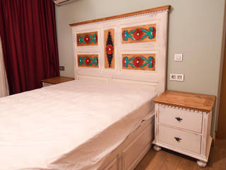 DİNÇER EVİ, ALSANCAK WOOD ALSANCAK WOOD Eclectic style bedroom Wood Wood effect