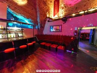 Exklusive Beleuchtung für ein Disco Club Restaurant in Mallorca, Moreno Licht mit Effekt - Lichtplaner Moreno Licht mit Effekt - Lichtplaner Commercial spaces Stone Bars & clubs